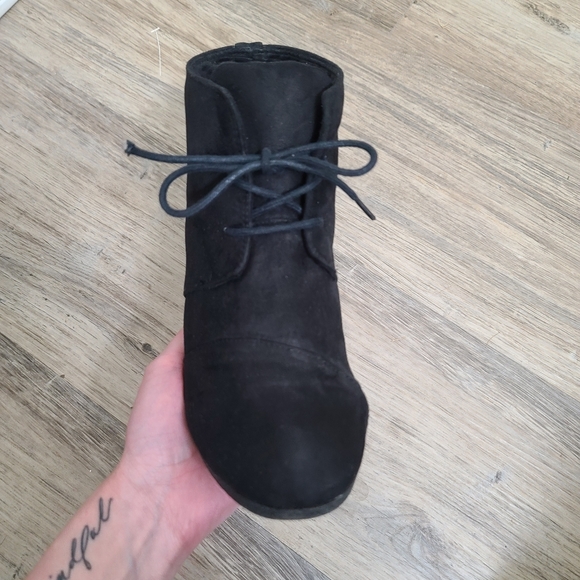 Call It Spring Wedge Heels Womens Size 9 - Picture 3 of 8